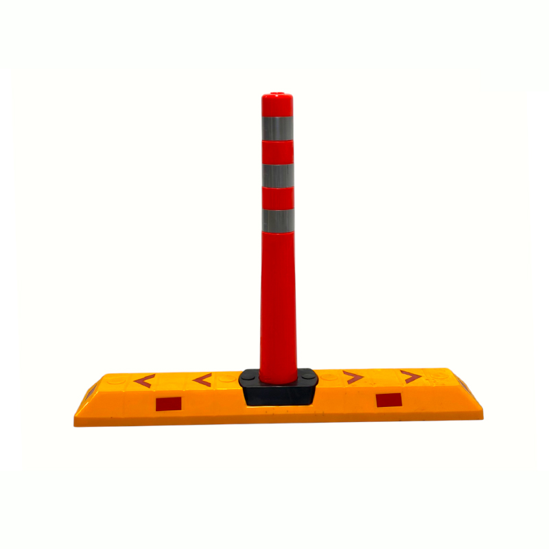 Modularis flexibilis Delineator Post cum Traffic Lane Separator Freno Modularis flexibilis Delineator Post cum Traffic Lane Separator Freno