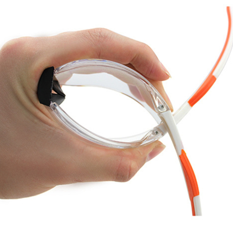 Anti-Nebula Sporty Wing-Protendere Salutis Goggles