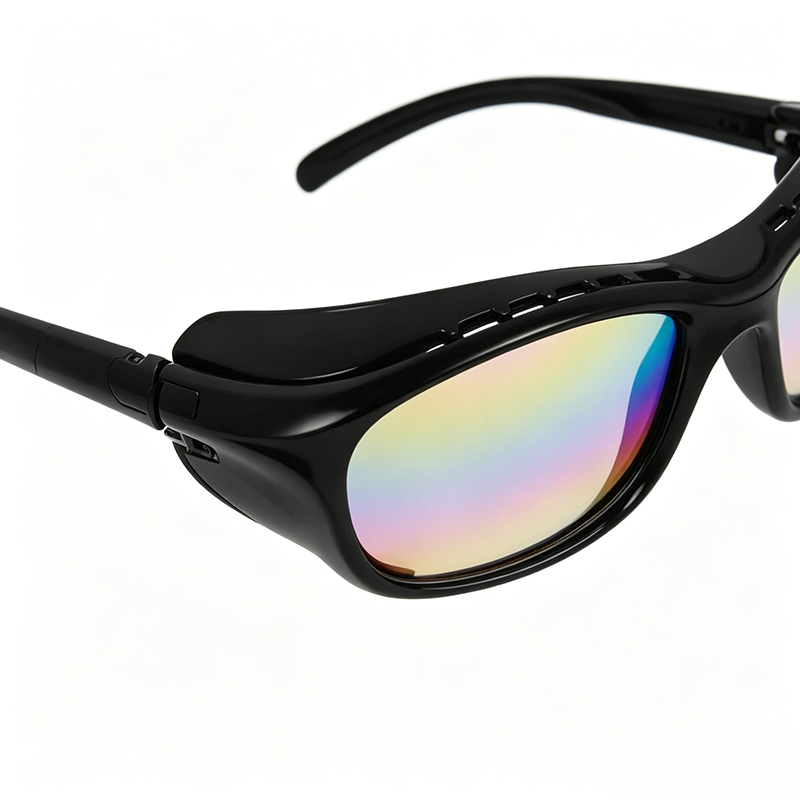 Salus goggles ( Splendidis colore lentium )