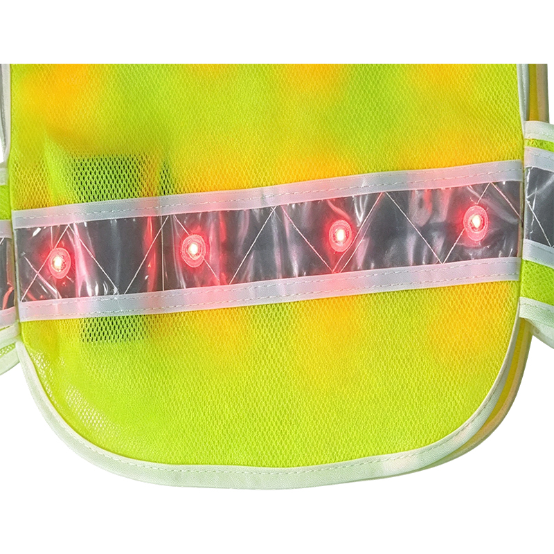 Active Illuminated LED Reflective Safety Vestis