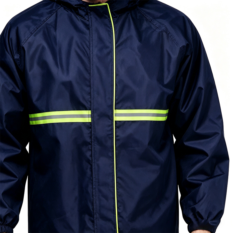Summus Visibilitas Single Stratum Reflective Raincoat